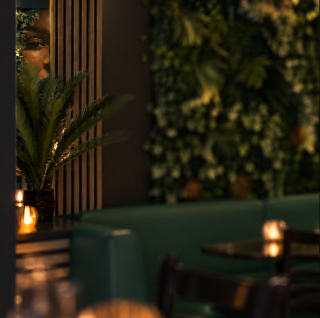 Candlelit Caribbean lounge ambiance